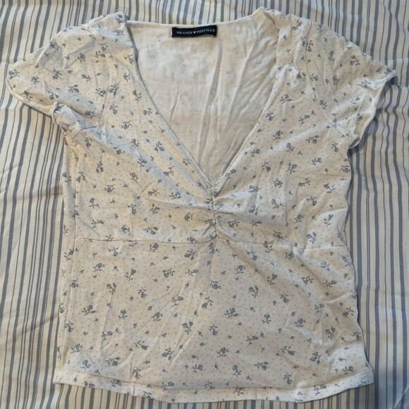 Brandy Melville T-Shirt - Blue Floral - Picture 1 of 3